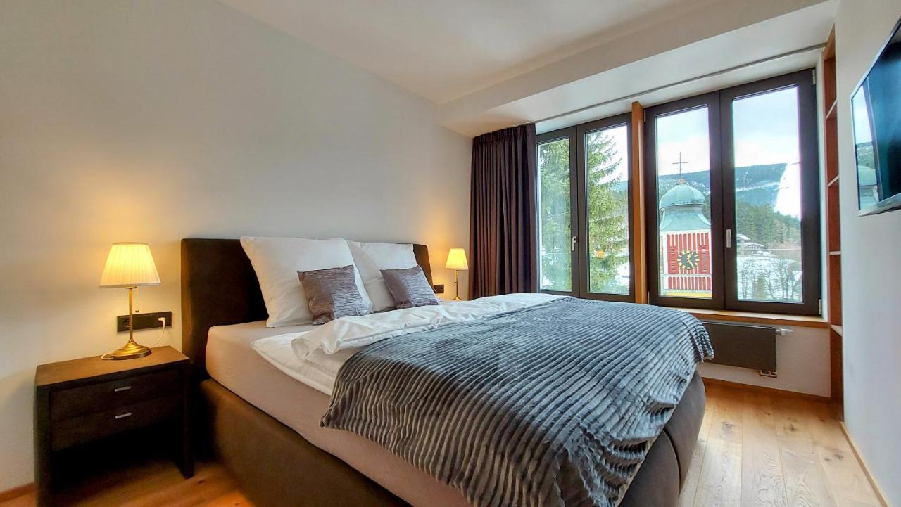 Apartments With Mountain Views Spindleruv Mlyn Bagian luar foto